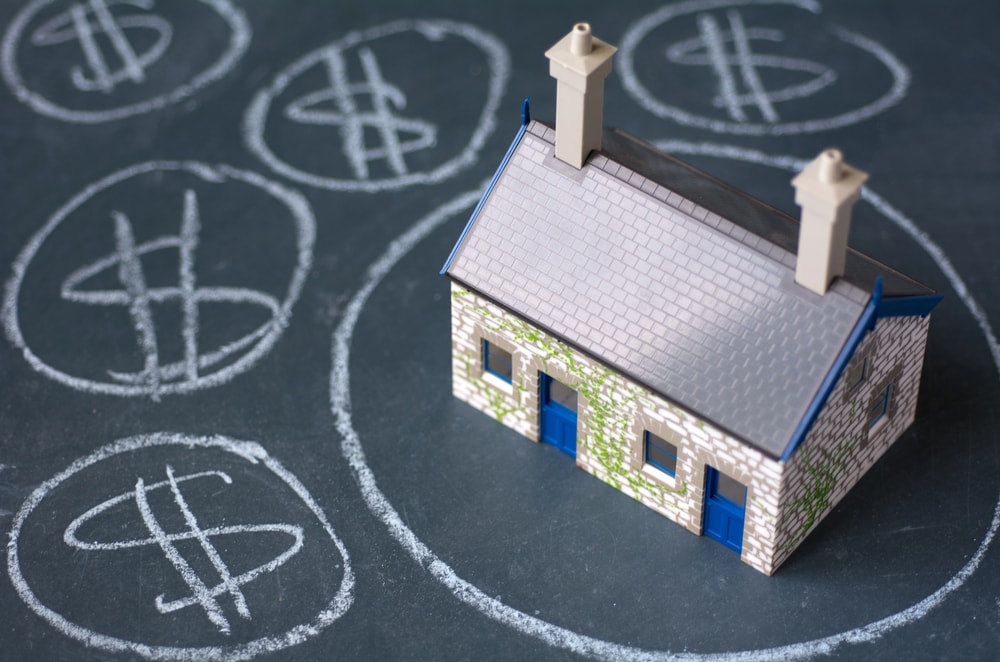 visual depicting a house and property tax payments